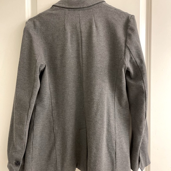 Lightly worn Banana Republic blazer! - Picture 3 of 3